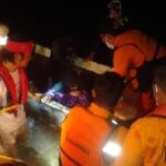Basarnas selamatkan 10 korban yang terjebak di Pulau Siburu
